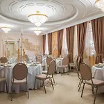 Mozart Hotel 4*