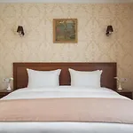 Mozart Hotel 4*