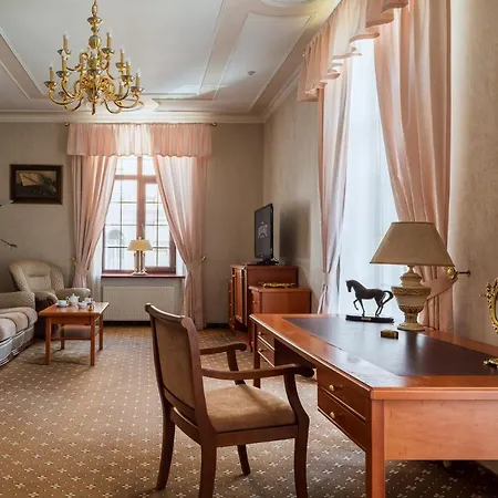 Hotel Mozart 4*