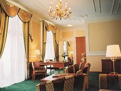 Hotel Mozart 4*