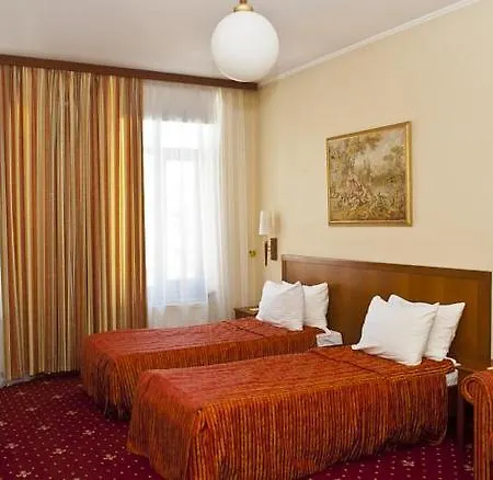 Hotel Mozart 4*
