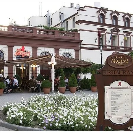Mozart Hotel 4*