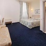 モーツァルト 4* オデッサ