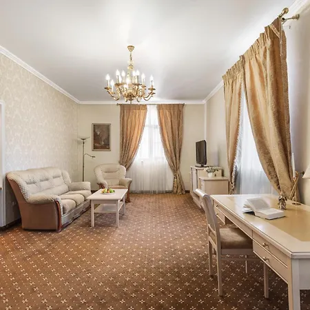 Mozart 4* Odessa