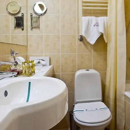 Hotel Mozart 4*
